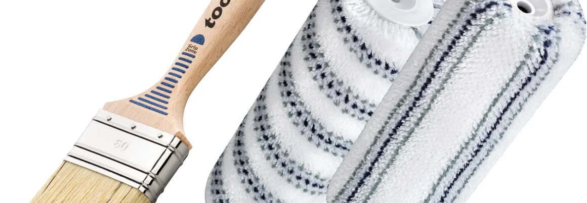 Pinsel und zwei Farbrollen